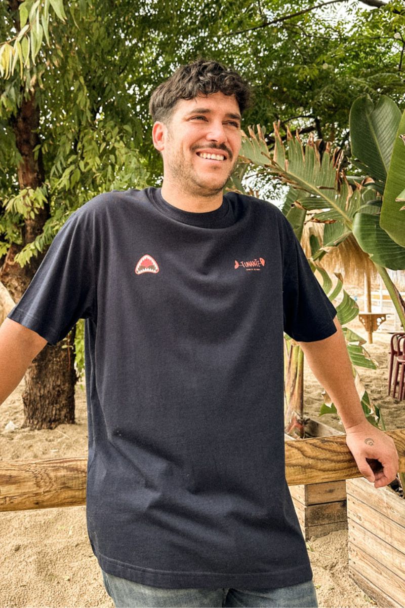 Camiseta Azul Marino Tiburón