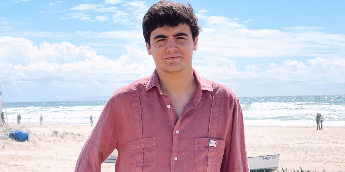 Camisa burdeos hombre